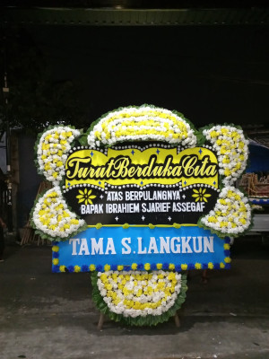 Papan Bunga Duka di Bara